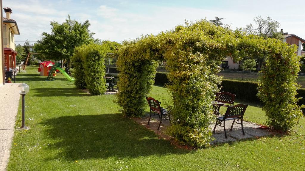 טסרה Agriturismo Il Melograno מראה חיצוני תמונה